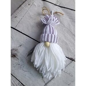 Handmade Hanging Yarn Pom Pom Christmas Gnomes Ornament Purple And White Hat New